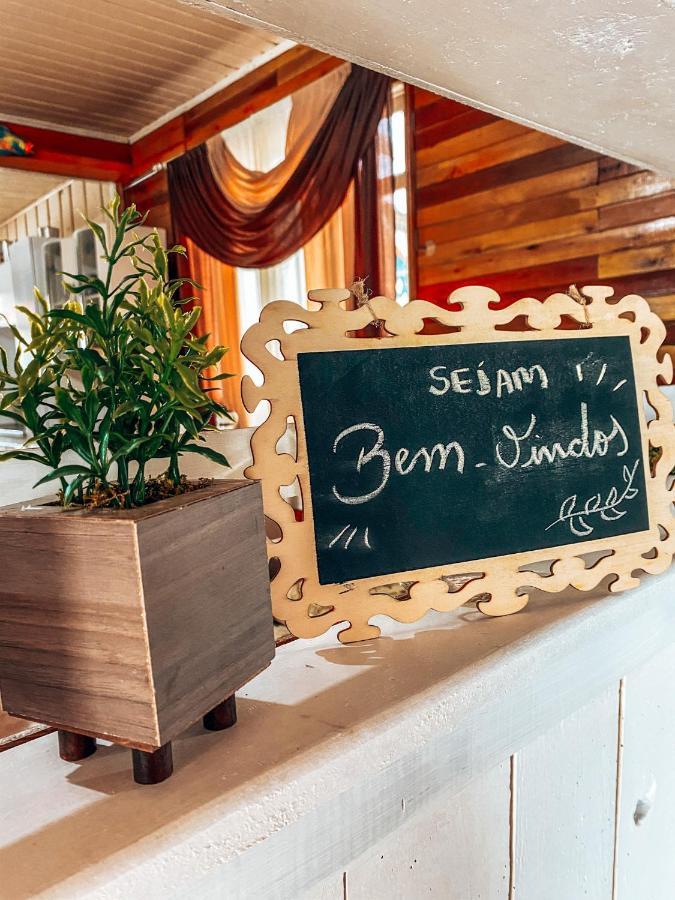 Casa Serrana Ampla E Bem Localizada Em